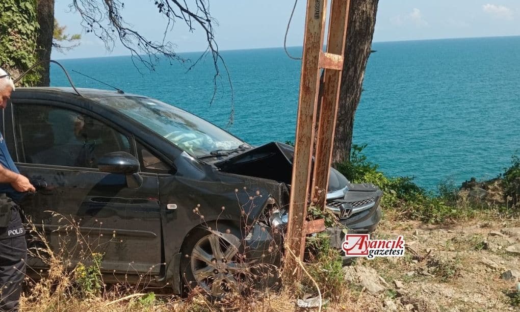 Çamurca Yolunda Trafik Kazası; 2 Yaralı