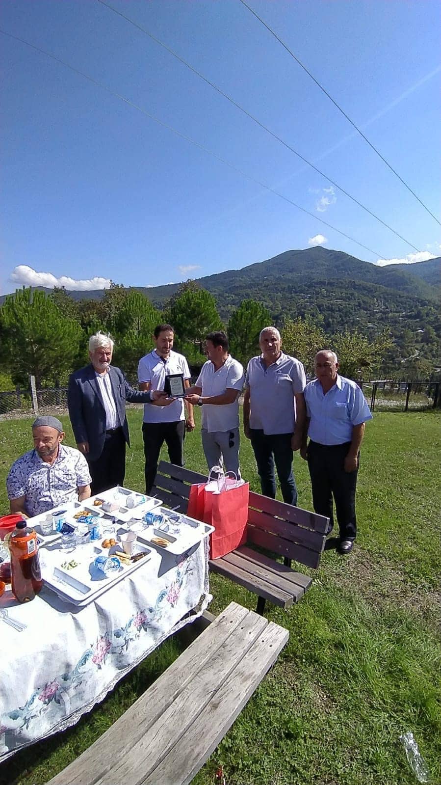 Söküçayırı Köyünde Veda Yemeği Düzenlendi