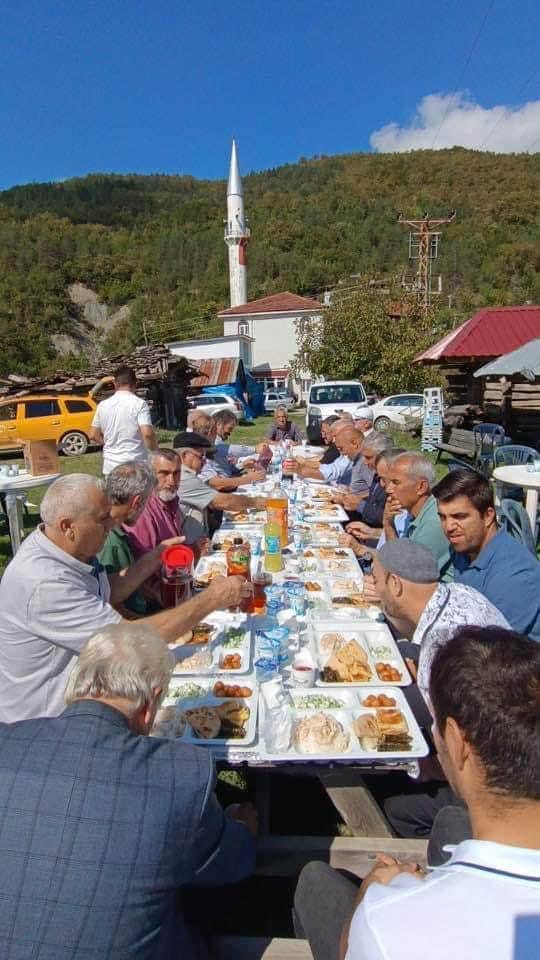 Söküçayırı Köyünde Veda Yemeği Düzenlendi