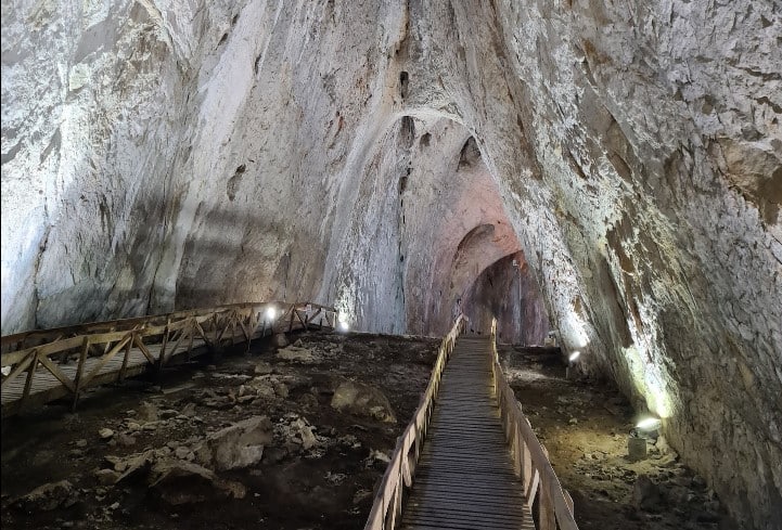 İnaltı Mağarası Ziyarete Kapatıldı