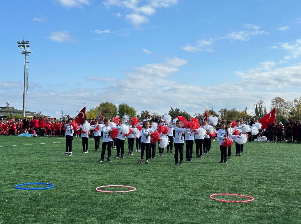 Ayancık'ta 29 Ekim Cumhuriyet Bayramı Coşkuyla Kutlandı