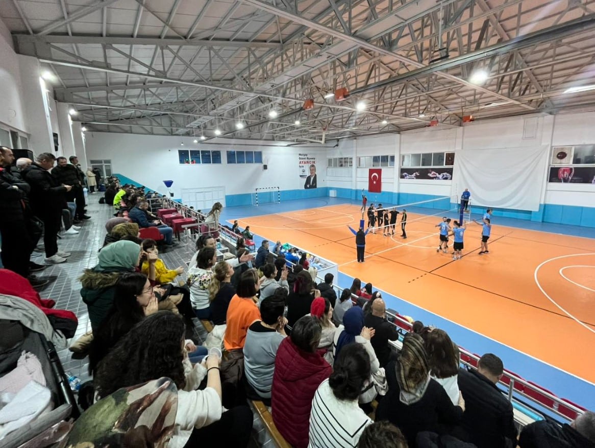 Kış Voleybol Turnuvası Sona Erdi