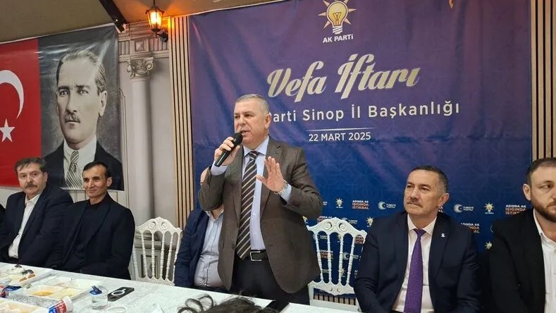 AK Parti Sinop Teşkilatı ‘Vefa İftarı’nda Bir Araya Geldi